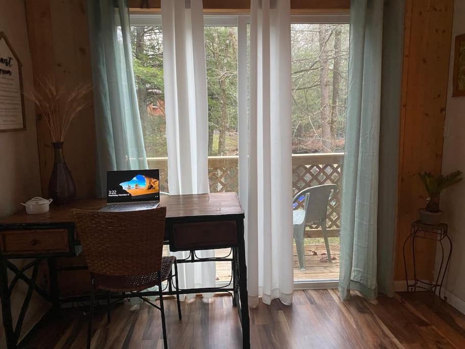 Peaceful Gateway To Island Creek Cottage East Stroudsburg Ngoại thất bức ảnh