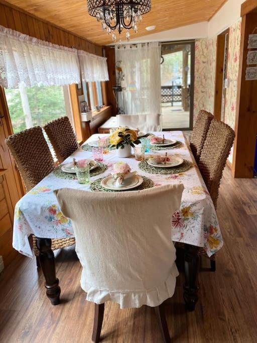 Peaceful Gateway To Island Creek Cottage East Stroudsburg Ngoại thất bức ảnh