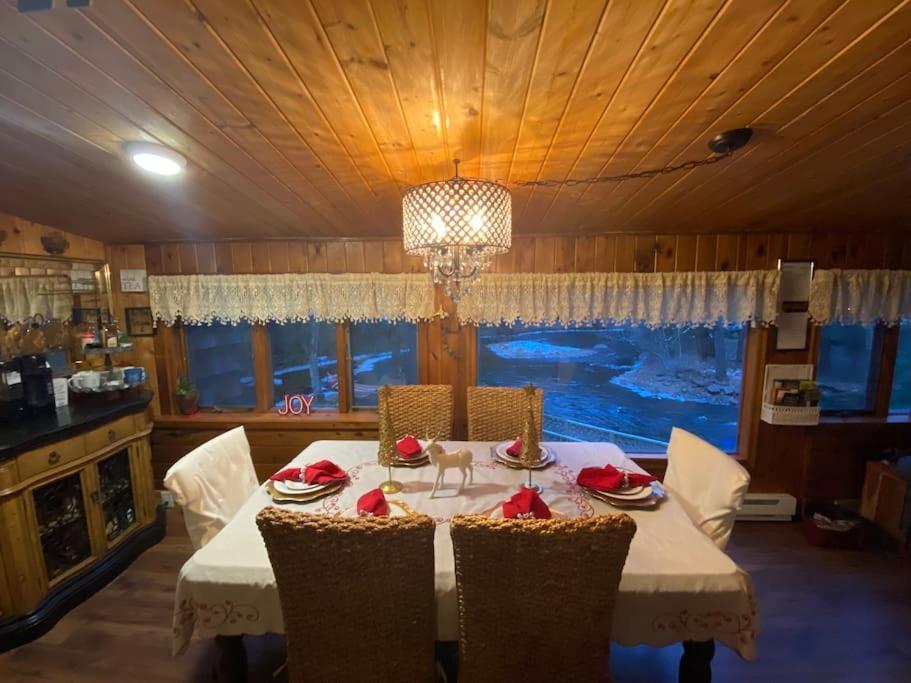 Peaceful Gateway To Island Creek Cottage East Stroudsburg Ngoại thất bức ảnh